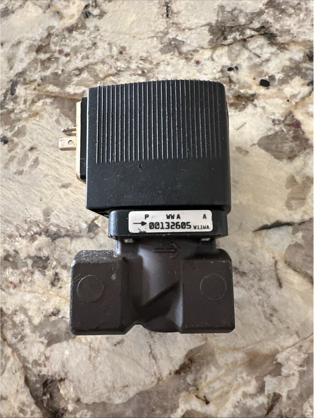 Burkert 6213 A 10,0 NBR M5 Solenoid Valve 24VDC FAST SHIPPING